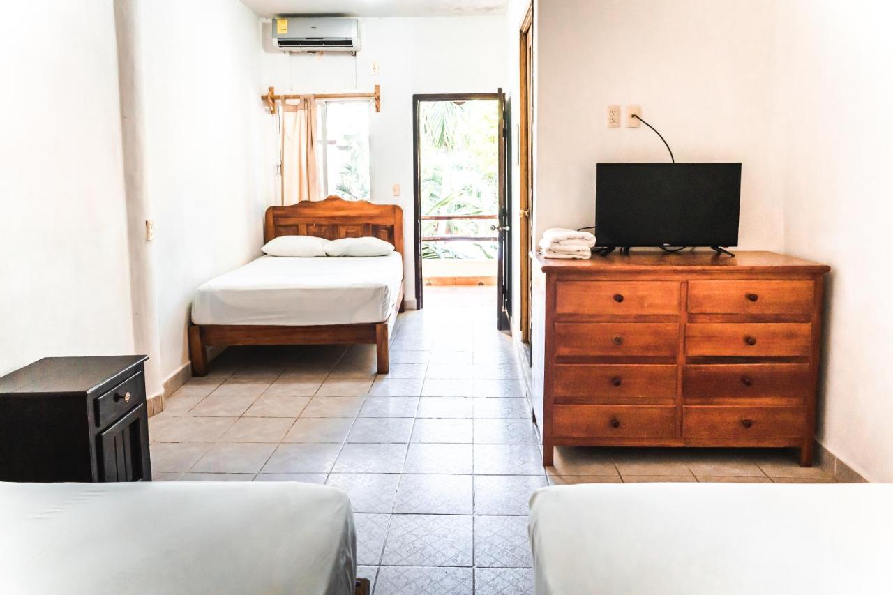 Hotel Bungalows Acuario Puerto Escondido  Bagian luar foto